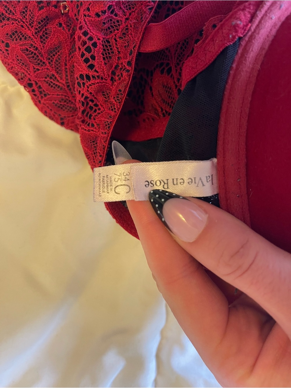 Red Lace Bra - Women Intimates & Sleepwear - Picture 2 of 2